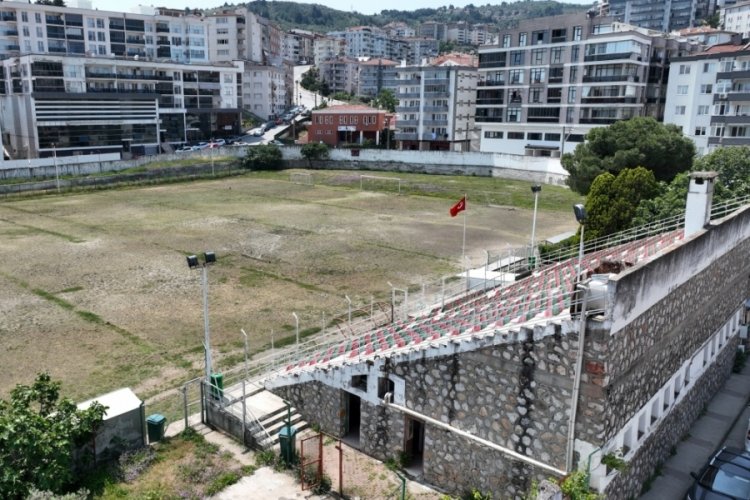 Bursa Mudanya stadı yenileniyor!