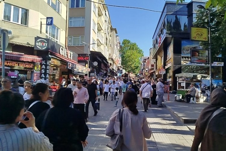 Bursalılar bayram öncesi oraya akın etti!