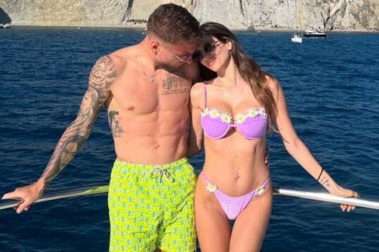 Ciro Immobile ve Jessica Melena'dan romantik tatil pozları