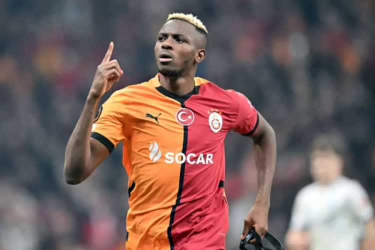 Galatasaray'ın Osimhen'e teklif ettiği tarihi maaş ortaya çıktı