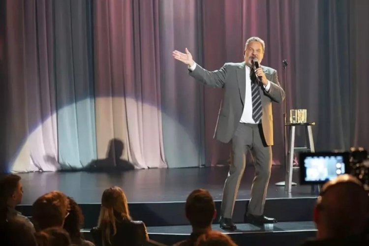 Jeff Garlin nakit alamadı, sahneye çıkmadı