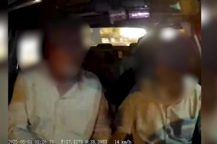 'Yolu uzattın' iddiasıyla taksiciyi dövdü! O anlar kamerada...