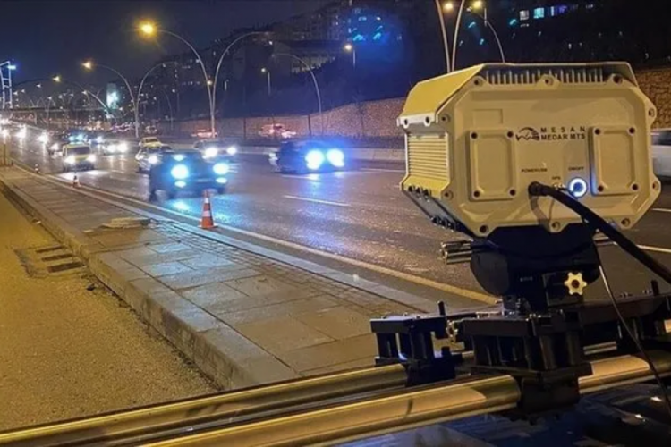 Sürücüye büyük şok! 50 dakikada 4 radar cezası yedi...