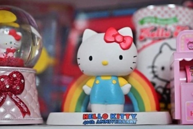 Hello Kitty, Toyota'yı solladı
