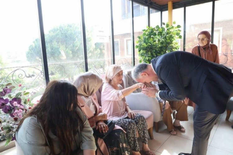 İnegöl'de Kurban Bayramı birlik ve beraberlik içerisinde kutlandı