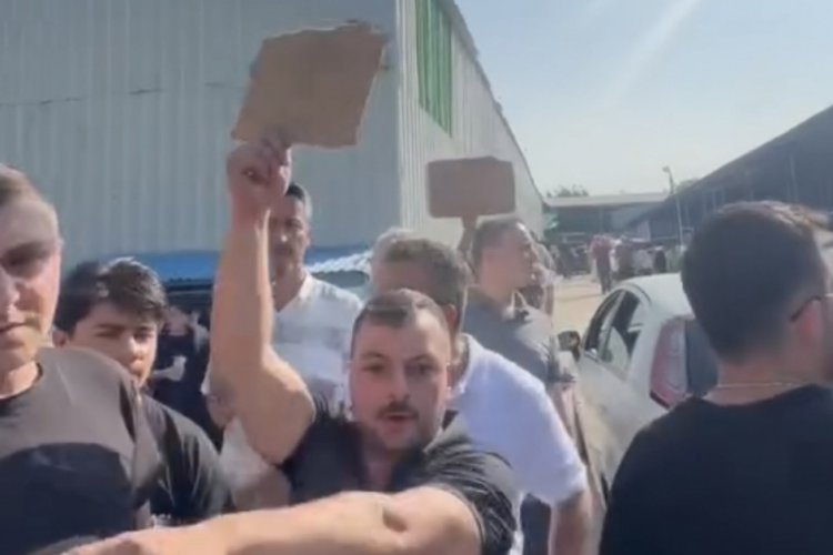 Bursa'da şaşkınlık yaratan görüntüler! Kartona yazmış...