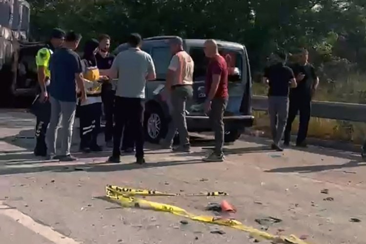 Hatay'da kamyon 3 araca çarptı: 1 ölü, 10 yaralı