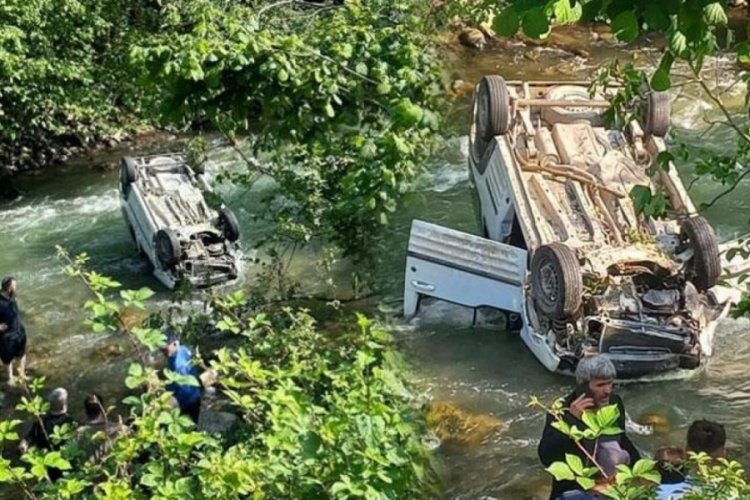 Trabzon'da feci kaza! Araç dereye uçtu: 2 ölü, 1 yaralı