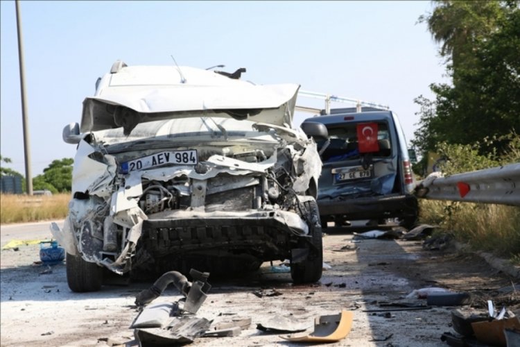 Bayramda yollar yine kan gölü...