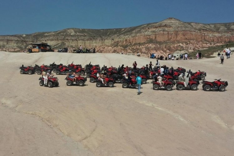 Turizmciler bayramda Kapadokya'yı doldurdu