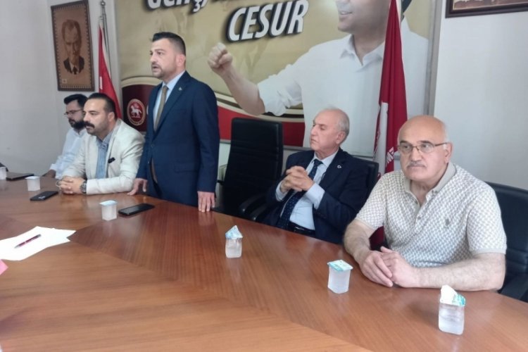 Bursa'da partiler bayramlaşmaya devam ediyor