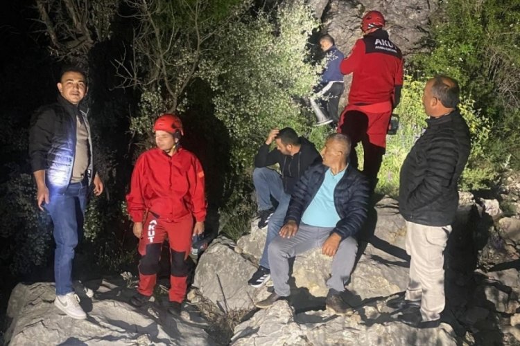 Yayla yolunda kaybolan yaşlı adam 300 kişilik ekiple aranıyor