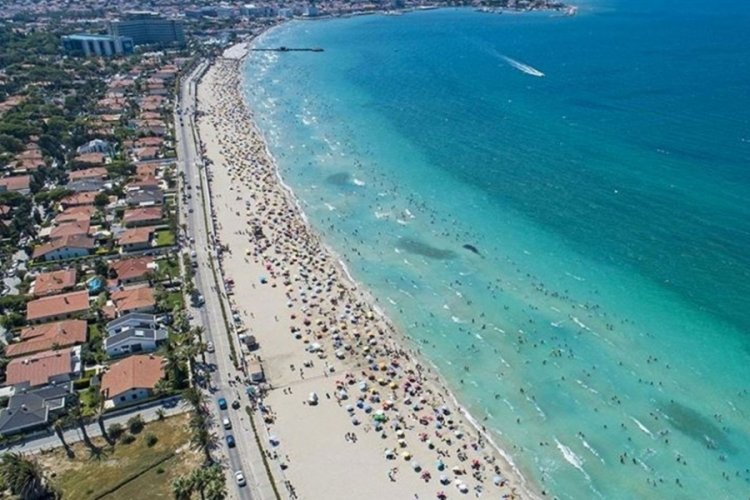 İzmir'de deniz suyu sıcaklığı 25 dereceyi görecek