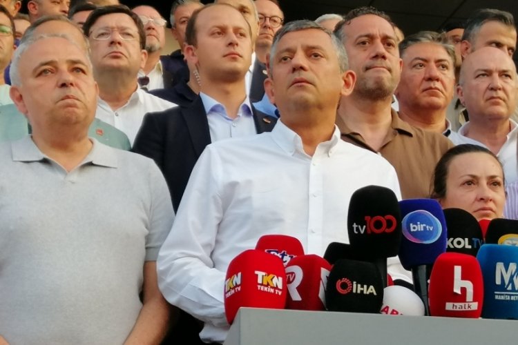 Özgür Özel: Ben kalbimin yarısını kaybettim