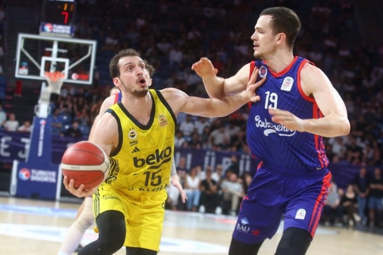 Fenerbahçe, Basketbol Süper Ligi'nde finale yükseldi