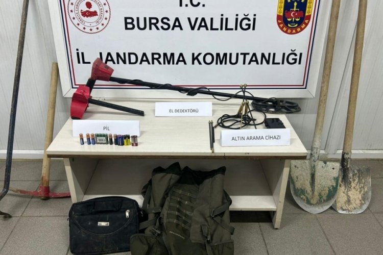 Bursa'da izinsiz kazı yapan 3 şüpheli yakalandı