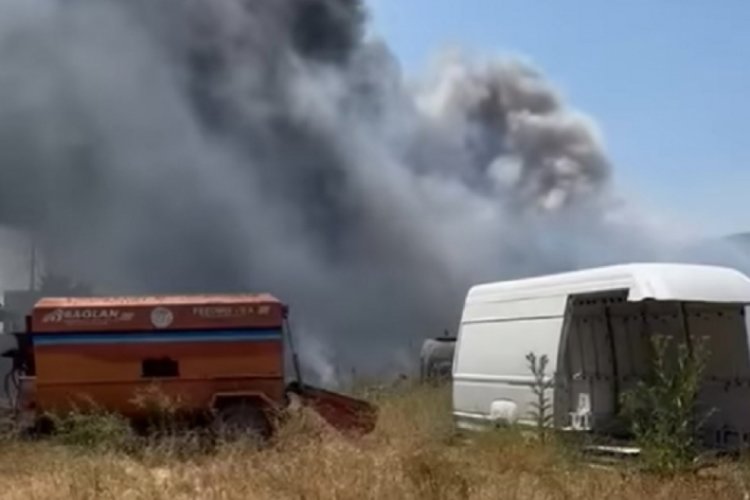 Bursa'da sanayi sitesi yakınlarında yangın!