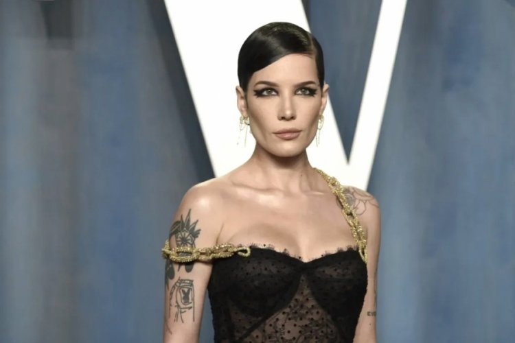 Halsey, İstanbul konseri öncesi Türk dinleyicilerine mesaj gönderdi