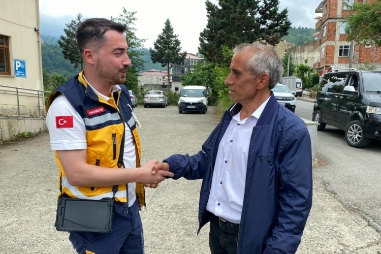 Yediği bal zehirledi!