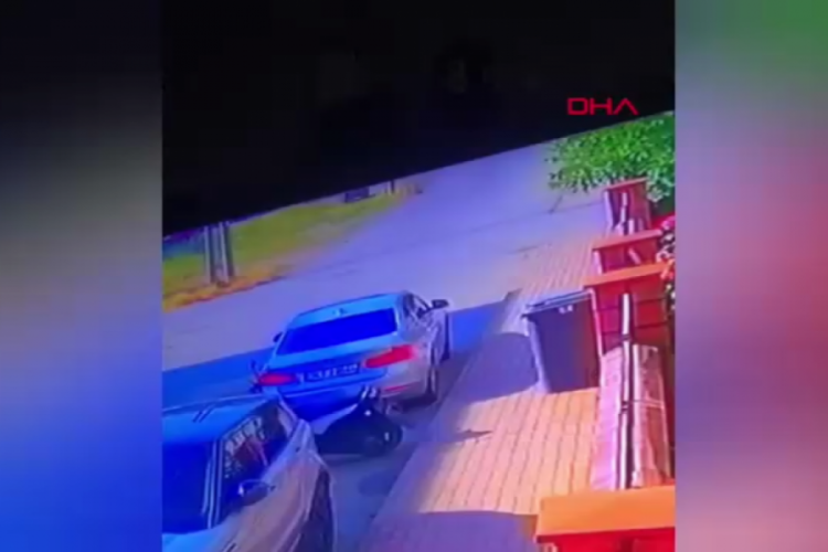 Bursa'da servis minibüsü ile otobüs çarpıştı!