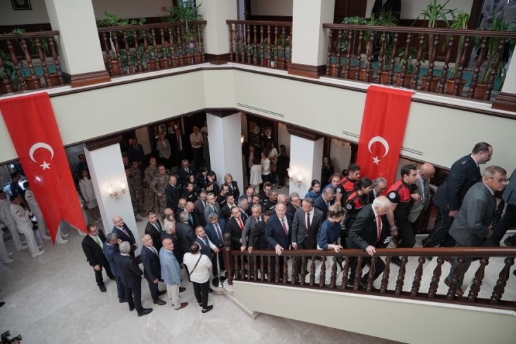 Bursa protokolü bayramlaştı