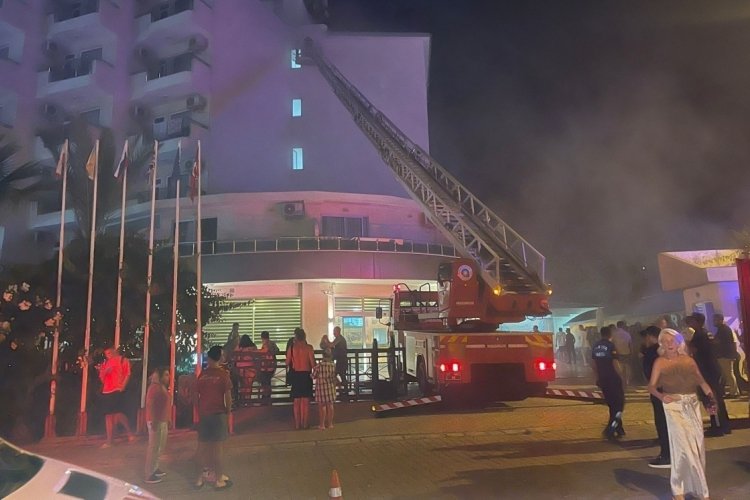 Gece yarısı otelde korku dolu anlar!