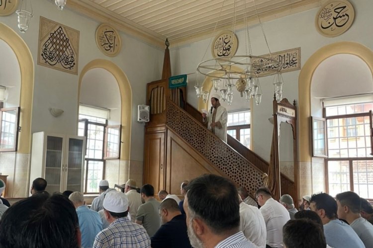 Diyanetten 'düğünde israf ve abartı' hutbesi