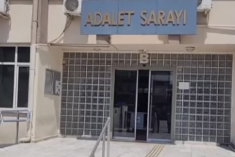 Akrabasını tornavida ile öldürmüştü! Mahkemeye sevk edildi...