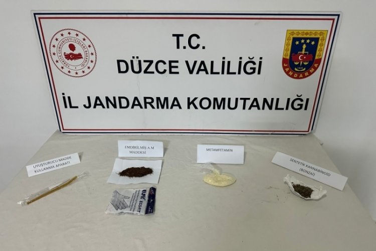Sakarya'dan Düzce'ye uyuşturucu getirirken yakalandı