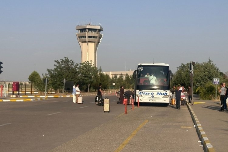 İsrail'in İran'a saldırısı hava ulaşımını etkiledi, Irak'a giden uçaklar Şırnak'a indi