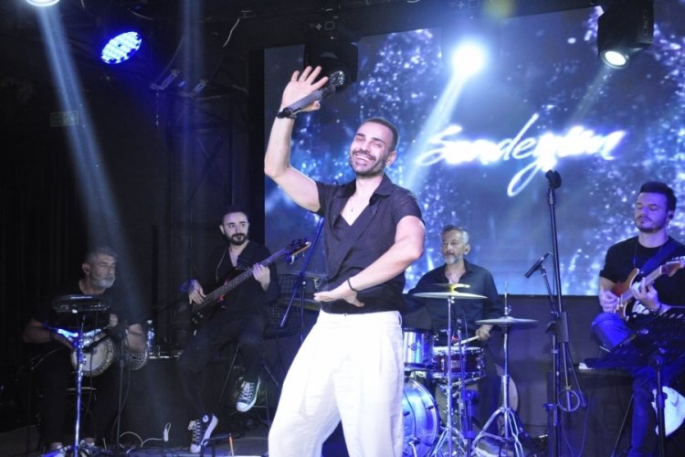 Sendeyim Pub'da Levent Uçar coşkusu