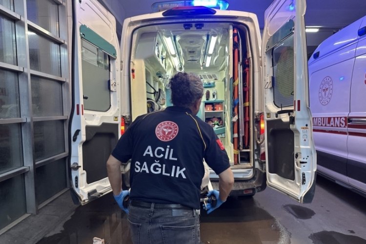 3 yaşındaki çocuğu akrep soktu!