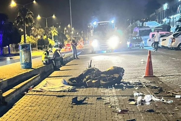 İki motosikletin çarpıştığı kazada 2 kişi öldü