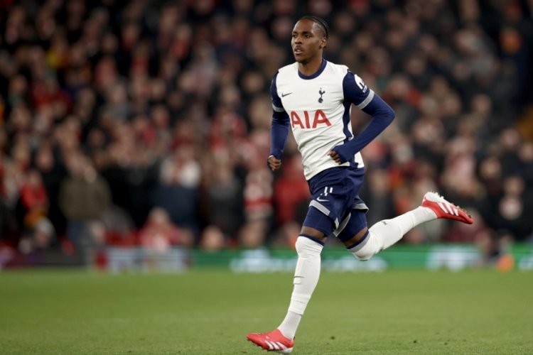 Tottenham, Mathys Tel'i duyurdu