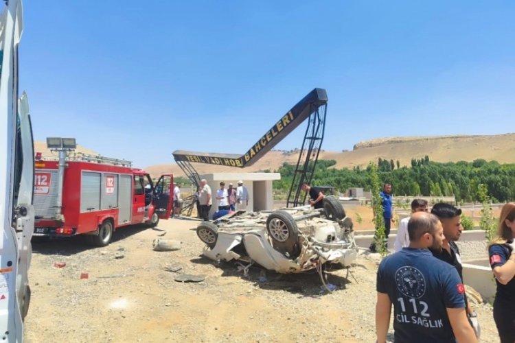 Kontrolden çıkan otomobil şarampole yuvarlandı: 1 ölü, 1 yaralı