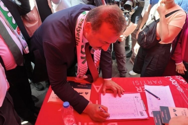 Yavuz Ağıralioğlu Bursa'da Ümit Özdağ içim imza attı!