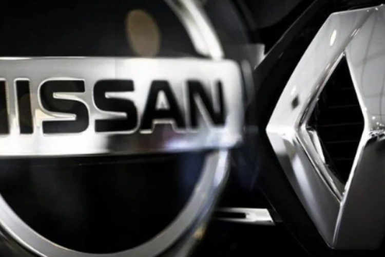 Nissan son kozlarını oynuyor
