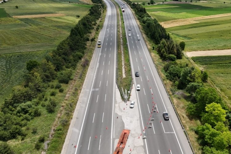 TEM'de 4 gün boyunca trafik tek şeritten sağlanacak!