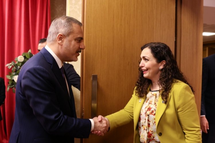 Dışişleri Bakanı Fidan, Kosova Cumhurbaşkanı ile görüştü