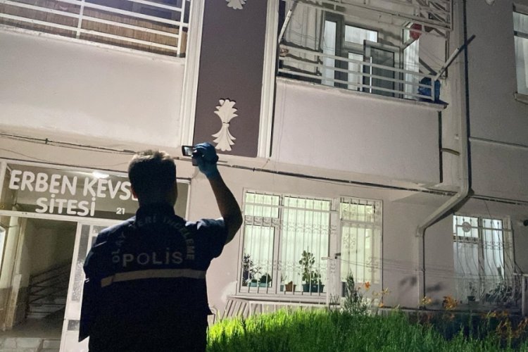 Konya'da balkondan düşen çocuk ağır yaralandı