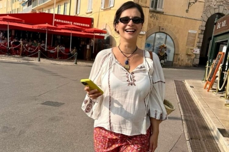 Meriç Aral ile Serkan Keskin'in Fransa tatili