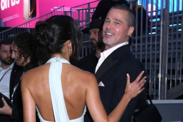 Brad Pitt ile sevgilisi Ines de Ramon 'F1' filminin New York galasında