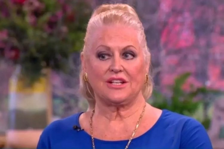 Ünlü sunucu Kim Woodburn 83 yaşında yaşamını yitirdi