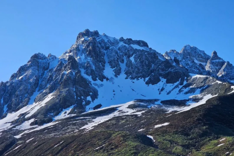 Yazın ortasında kar sürprizi