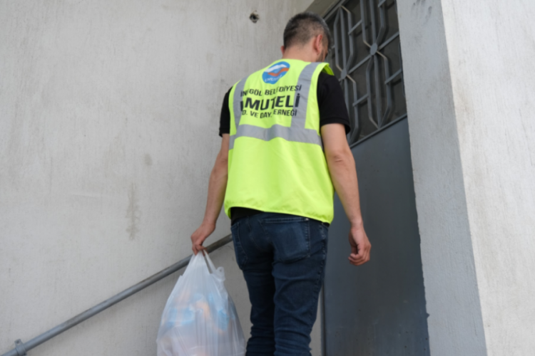 İnegöl Belediyesinden 365 gün sıcak yardım