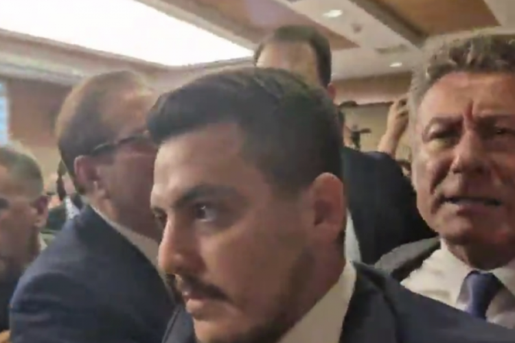 TBMM'de gerginlik! Bursa vekilleri arasında büyük kavga çıktı...