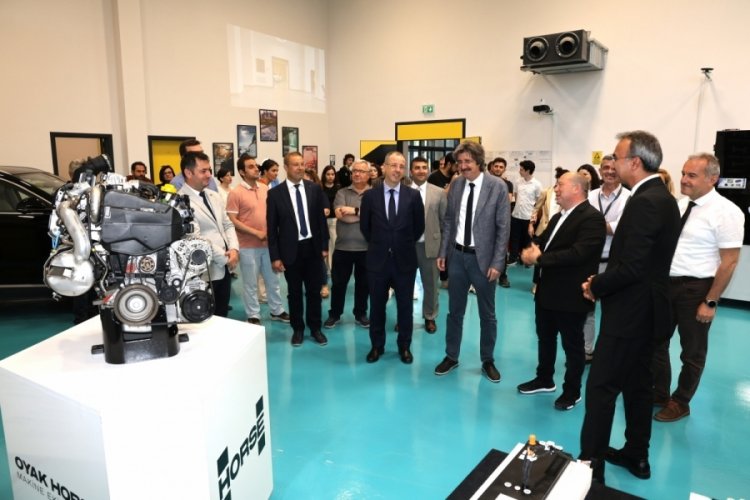 BUÜ ve OYAK HORSE işbirliğiyle Hibrid Araç Teknolojileri alanı açıldı