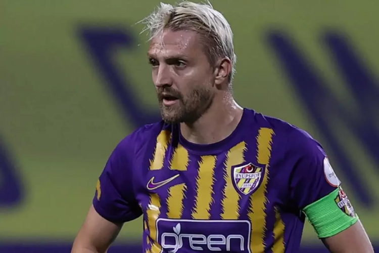 Caner Erkin'e büyük şok