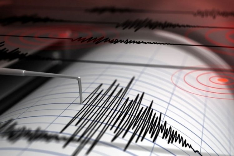 Ege'de korkutan deprem!