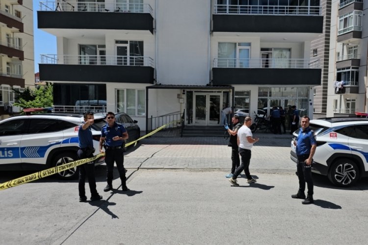Çocukların kavgasına aileler de dahil oldu: 5'i bıçakla 6 yaralı